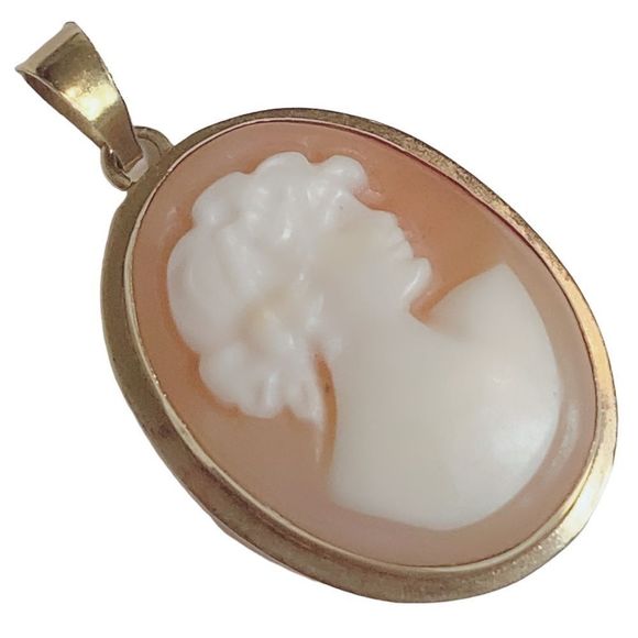 14KT Italy Yellow Gold Cameo Signed Pendant